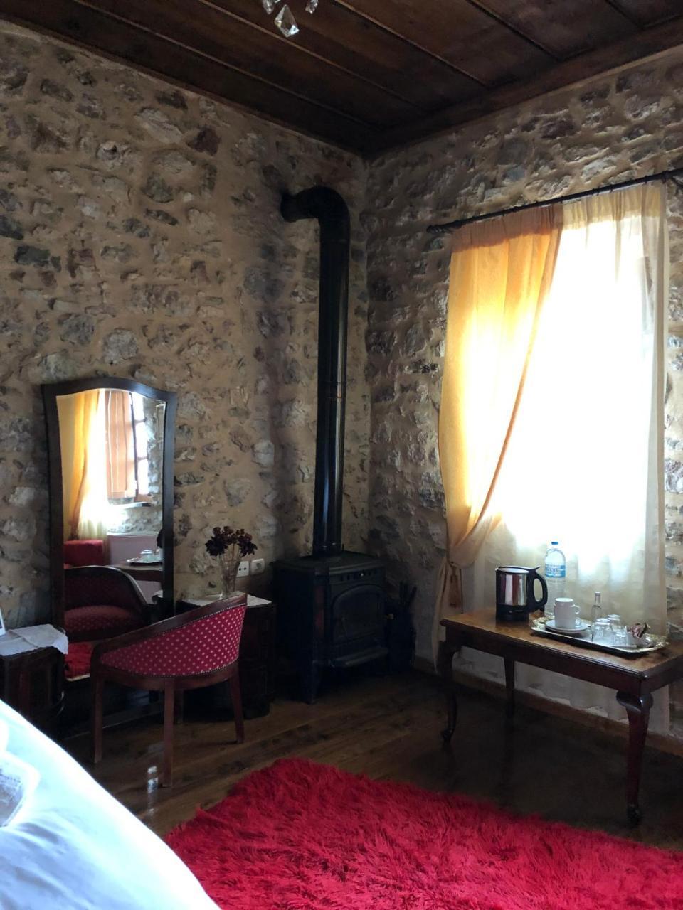 Proselinos Hotel Dimitsana Ngoại thất bức ảnh