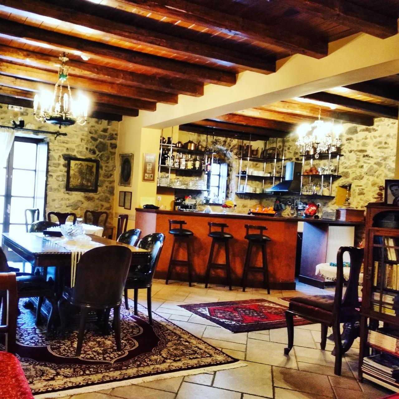 Proselinos Hotel Dimitsana Ngoại thất bức ảnh