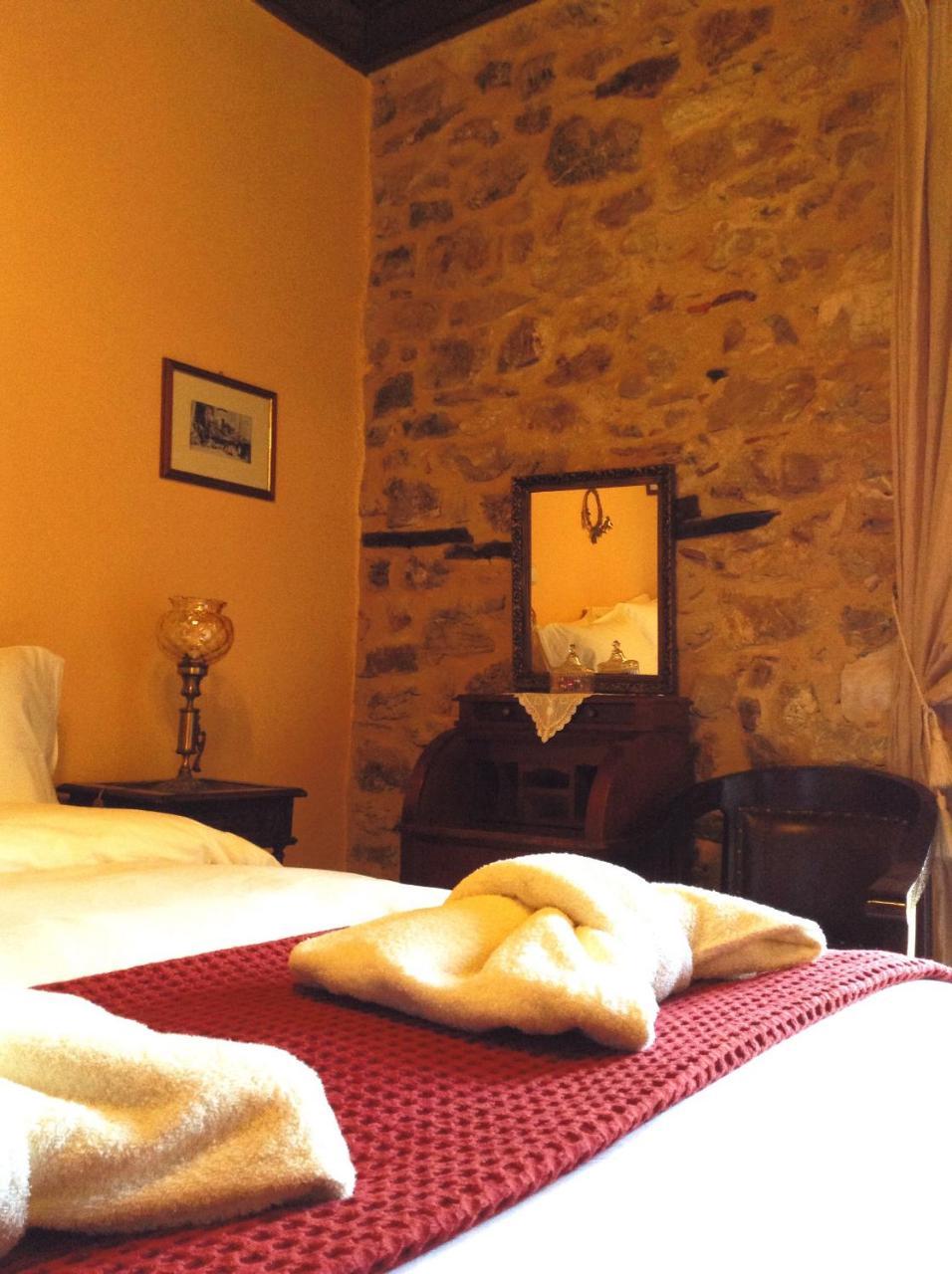 Proselinos Hotel Dimitsana Ngoại thất bức ảnh